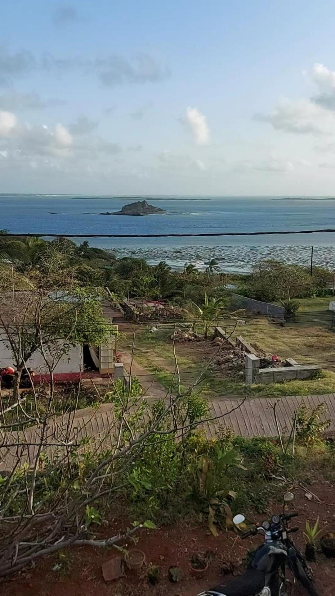 Ocean Viewpoint Lodge 포트 마투린 외부 사진