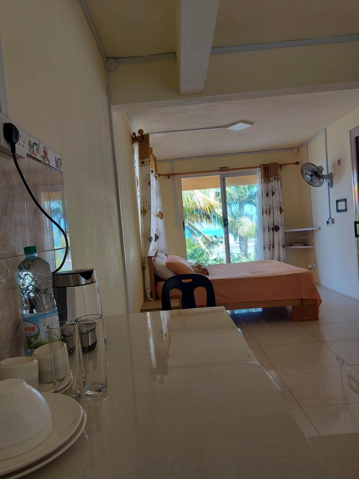 Ocean Viewpoint Lodge 포트 마투린 외부 사진