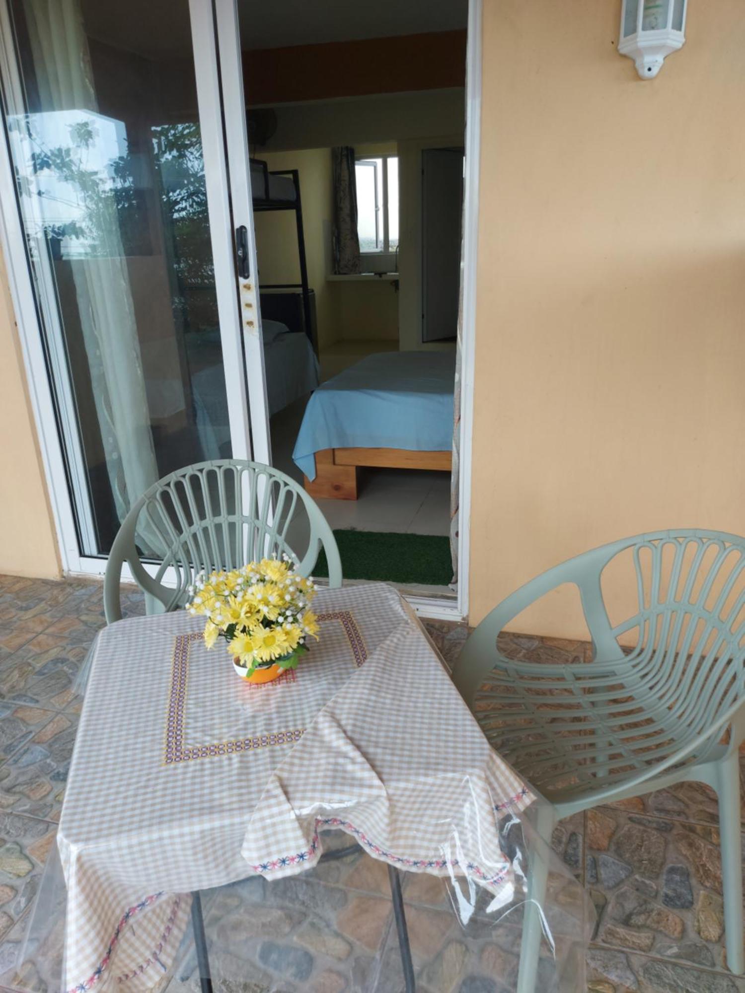 Ocean Viewpoint Lodge 포트 마투린 외부 사진
