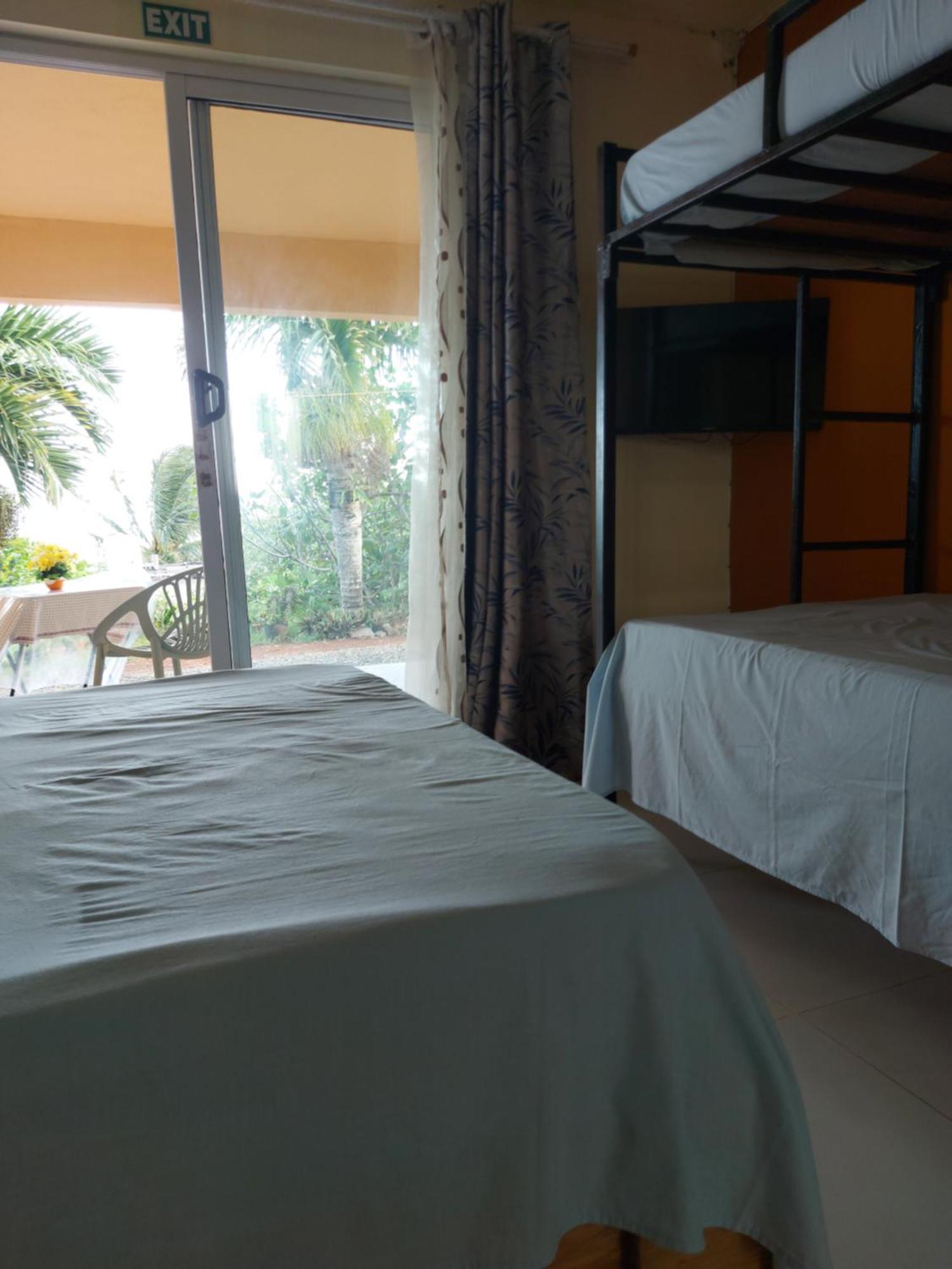 Ocean Viewpoint Lodge 포트 마투린 외부 사진
